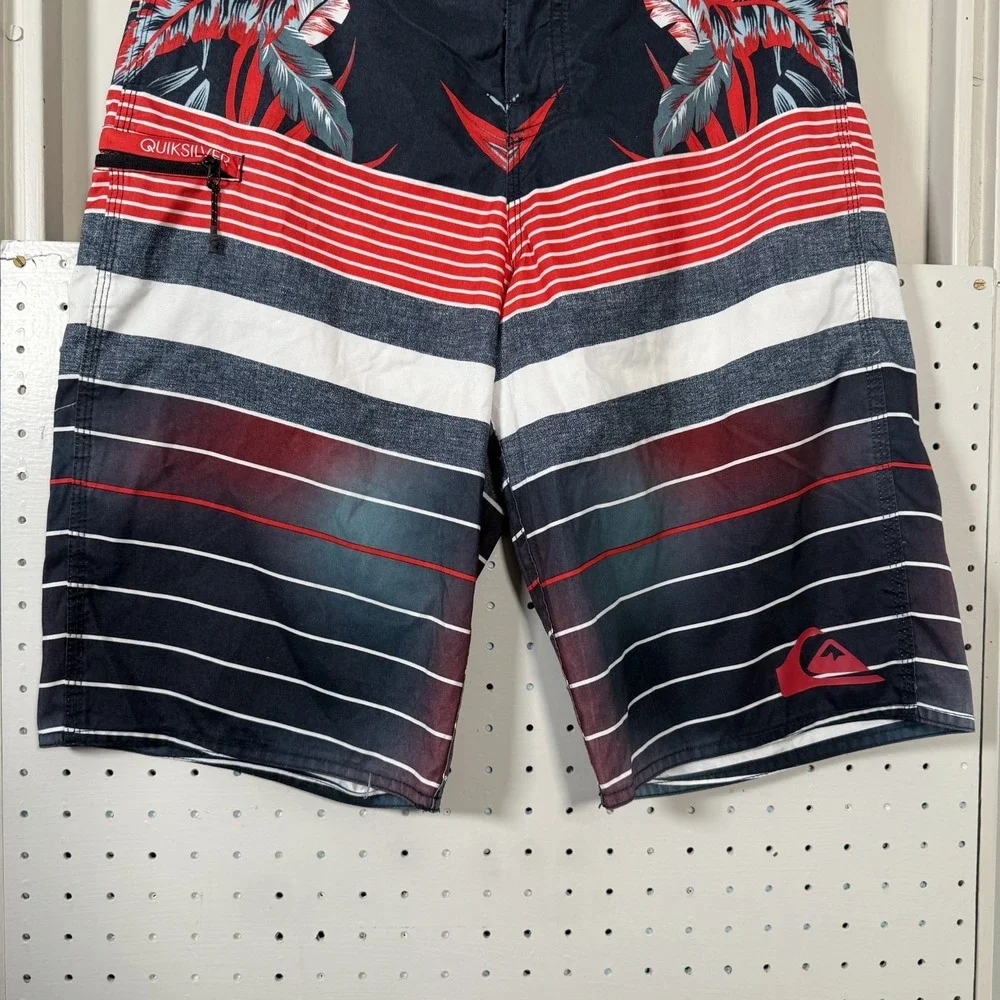 Quiksilver‎ Board Shorts Men's Navy Red Striped Drawstring Tropical Beach - 30